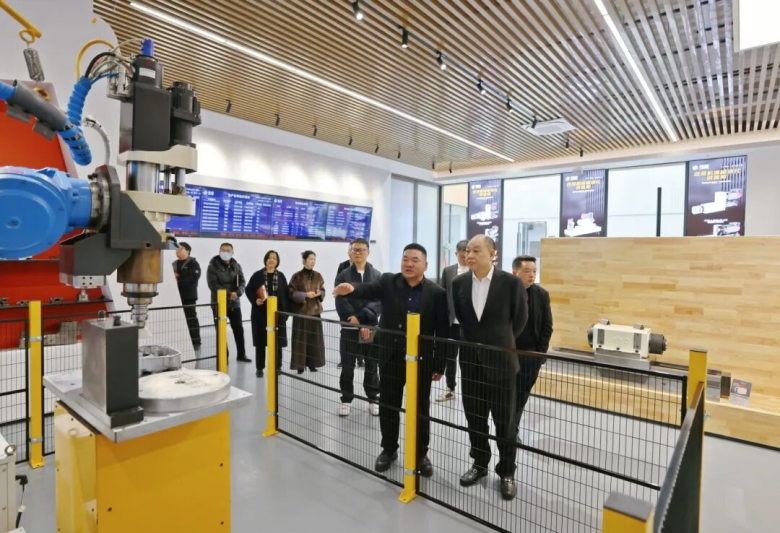 牟傲野赴金清鎮(zhèn)開展“大走訪大調(diào)研大服務大解題”活動